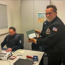 ARNOLD SCHWARZENEGGER