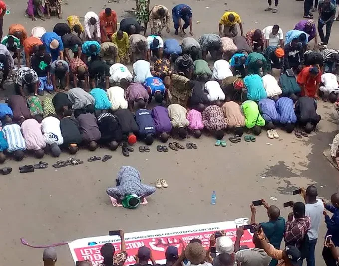 Muslim-protesters